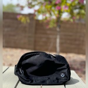 Lululemon belt bag